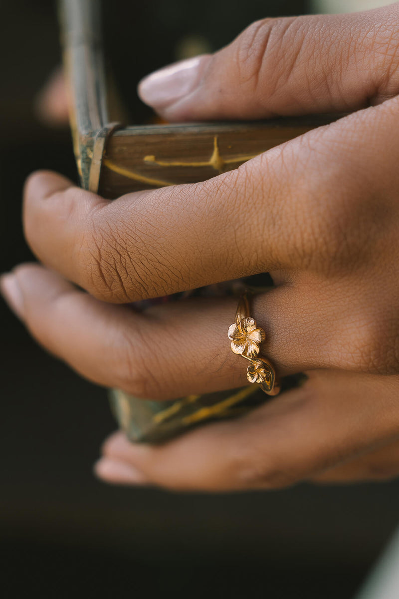 Frangipani Ring - Gourd